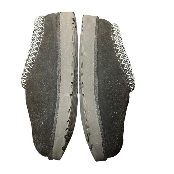 SOLD UGG Tasman Clog Black Suede Fuzzy Inside - Picture 7 of 13